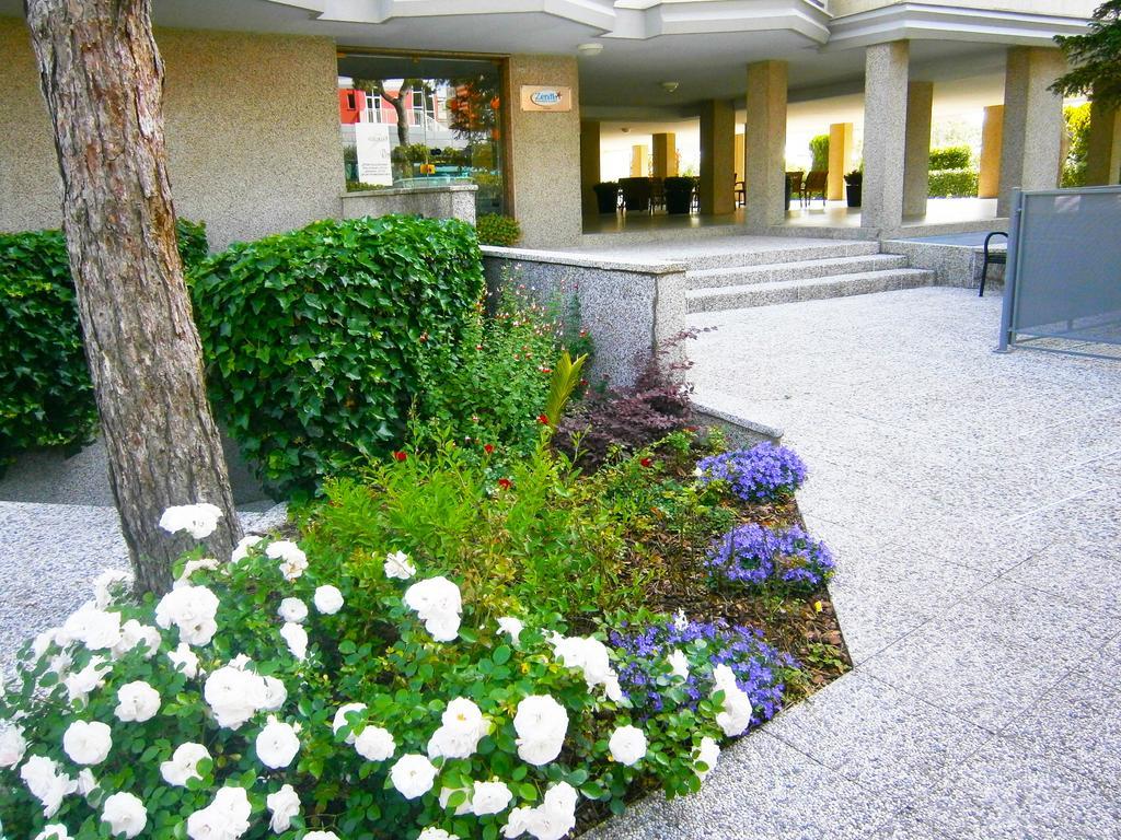 Residence Zenith Caorle Exterior foto