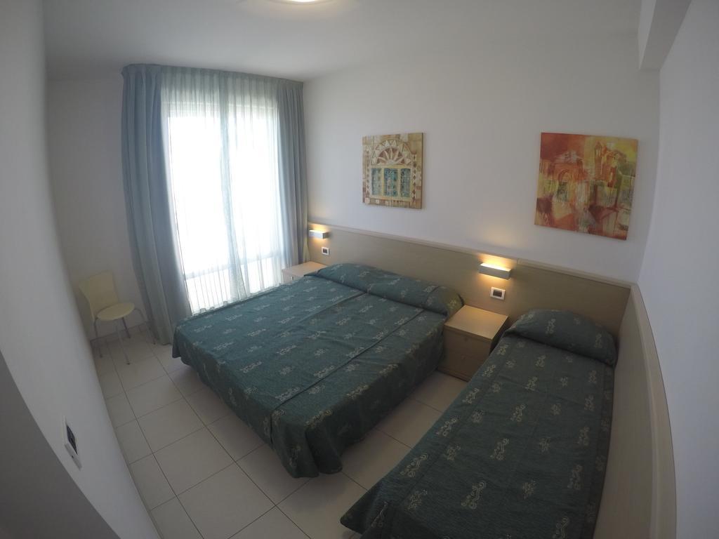 Residence Zenith Caorle Exterior foto