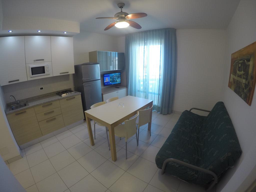 Residence Zenith Caorle Exterior foto