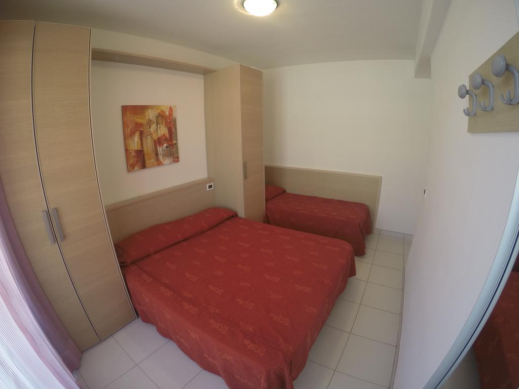 Residence Zenith Caorle Exterior foto