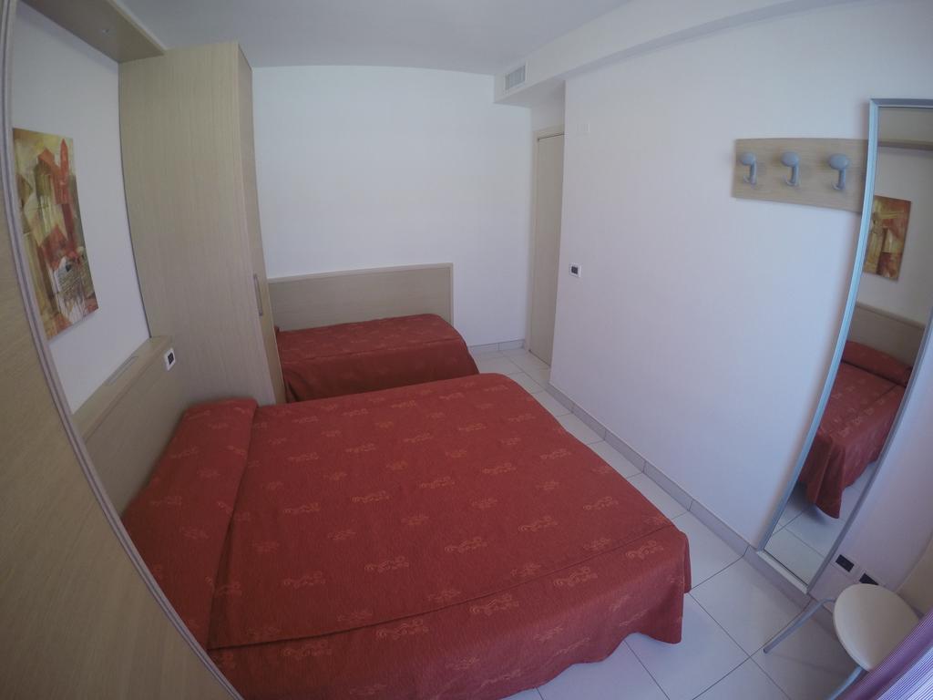 Residence Zenith Caorle Exterior foto