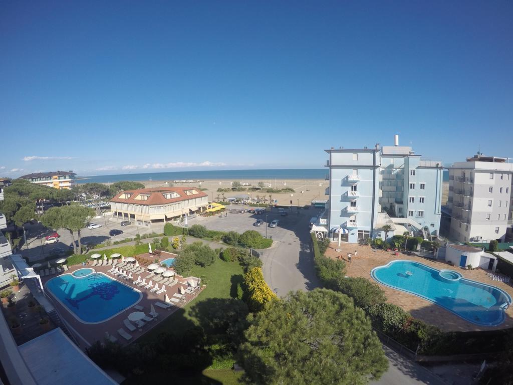 Residence Zenith Caorle Exterior foto