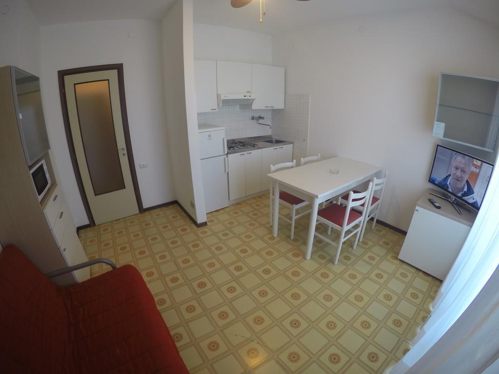 Residence Zenith Caorle Exterior foto
