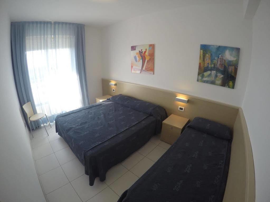 Residence Zenith Caorle Exterior foto